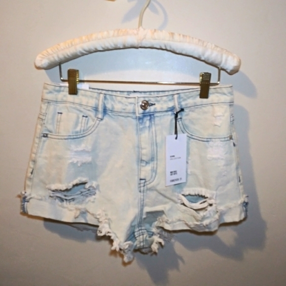 Forever 21 Boho Light Wash Mid Rise Distressed Frayed Hem Jean Shorts - Picture 10 of 10